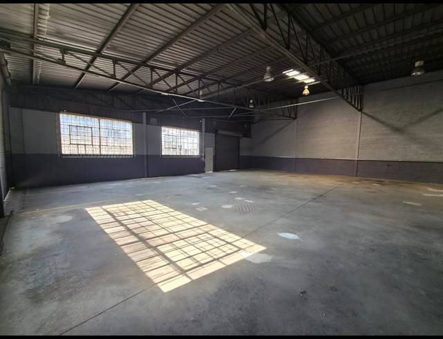 440M² WAREHOUSE TO LET IN WADEVILLE